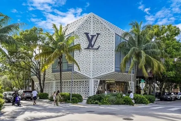 $2,185,000 | 4727 Northeast 1st Court, Miami, FL 33137