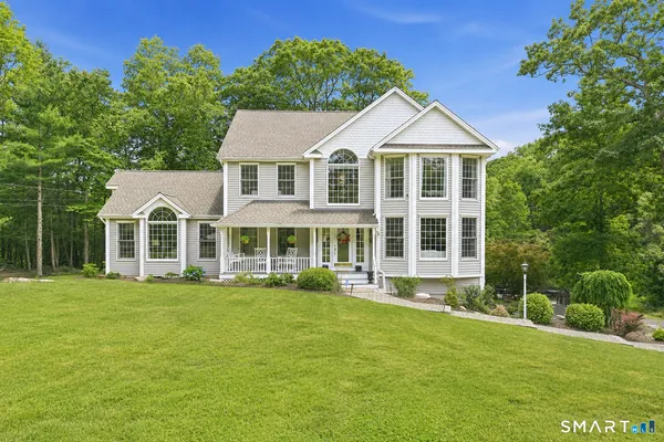 $999,990 | 37 Jenny Lane, Unit 2, Oxford, CT 06478