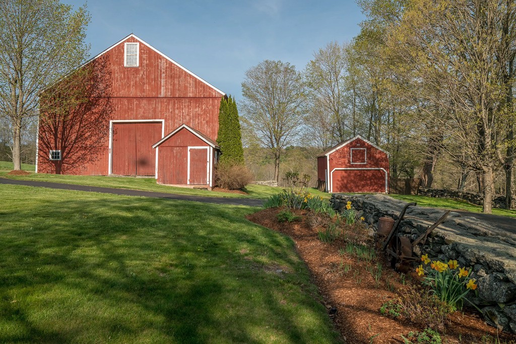 101 Daunt Road Barre, MA 01005 - Photo 3 of 30