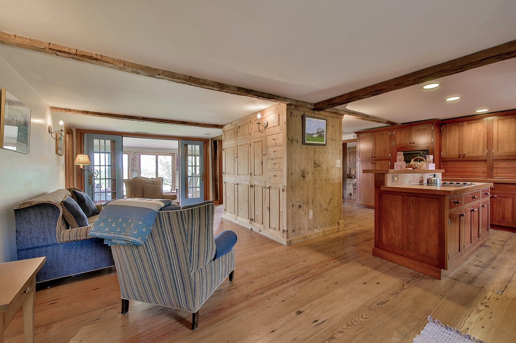 101 Daunt Road Barre, MA 01005 - Photo 9 of 30