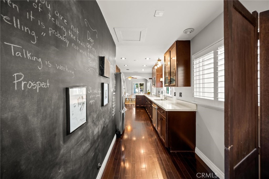 3441 Virginia Road Los Angeles, CA 90016 - Photo 13 of 40