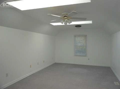 6138 McCandlish Road Grand Blanc, MI 48439 - Photo 13 of 23 20422742-12.JPG