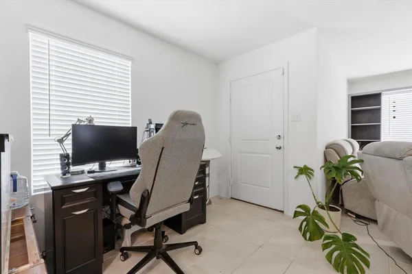 $225,000 | 454 Eagle Wind Way, Ferris, TX 75125