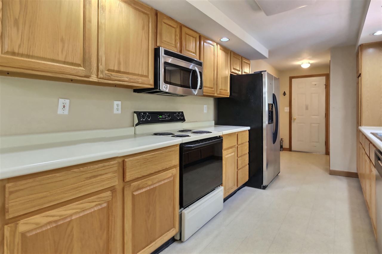 177 S Road Newbury, NH 03255 - Photo 5 of 22 Gallery Image 5