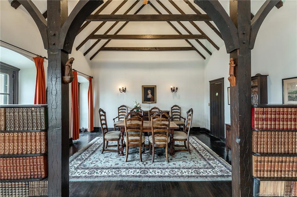 31 Hilltop Road Sharon, CT 06069 - Photo 10 of 40 Dining room