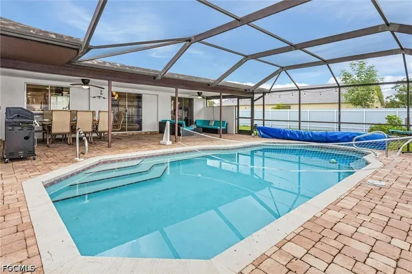 $3,000 | 1721 Southeast 6th Lane, Cape Coral, FL 33990
