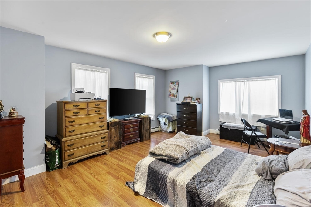 10 Amero Court Gloucester, MA 01930 - Photo 12 of 40