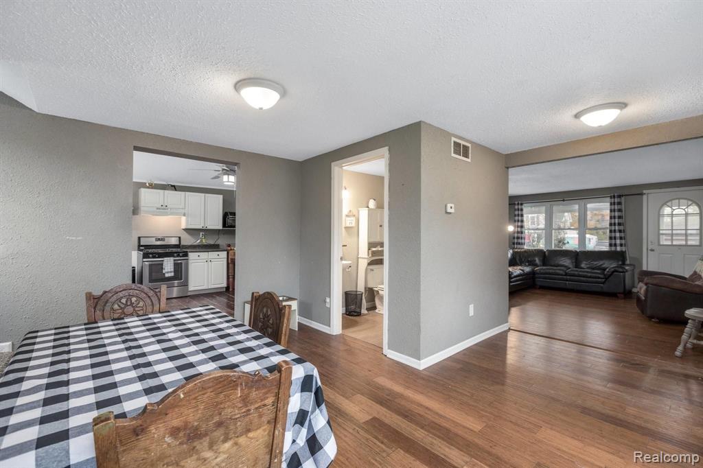 8512 Perry Road Atlas, MI 48411 - Photo 6 of 18