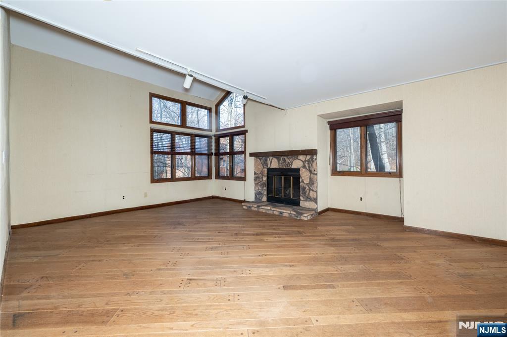 17 Village Way, Unit 7 Vernon, NJ 07462 - Photo 19 of 47