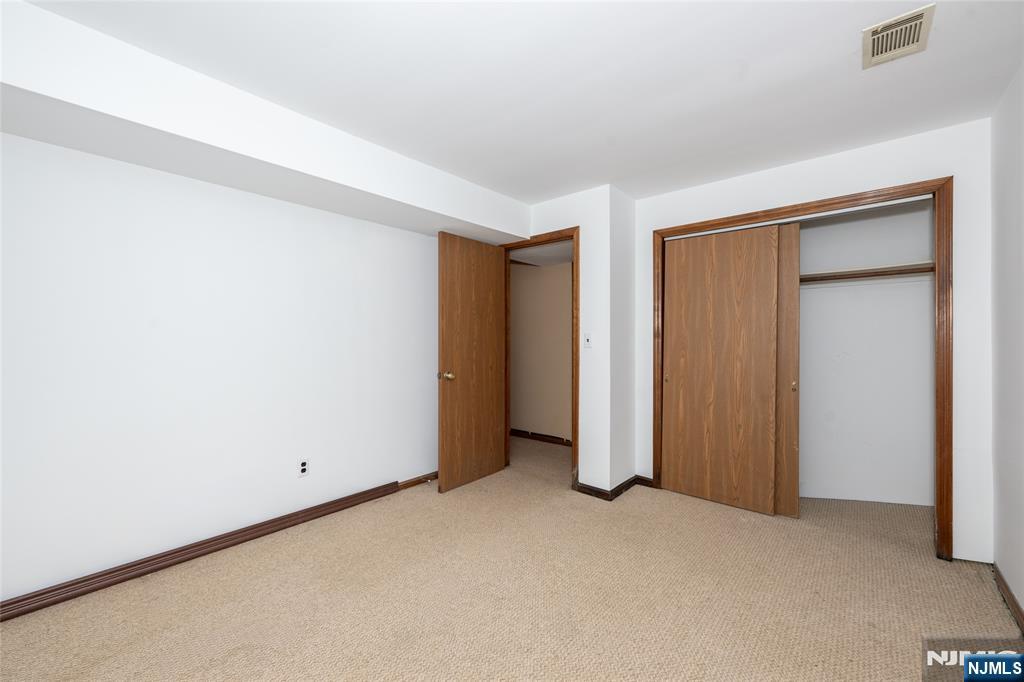 17 Village Way, Unit 7 Vernon, NJ 07462 - Photo 28 of 47