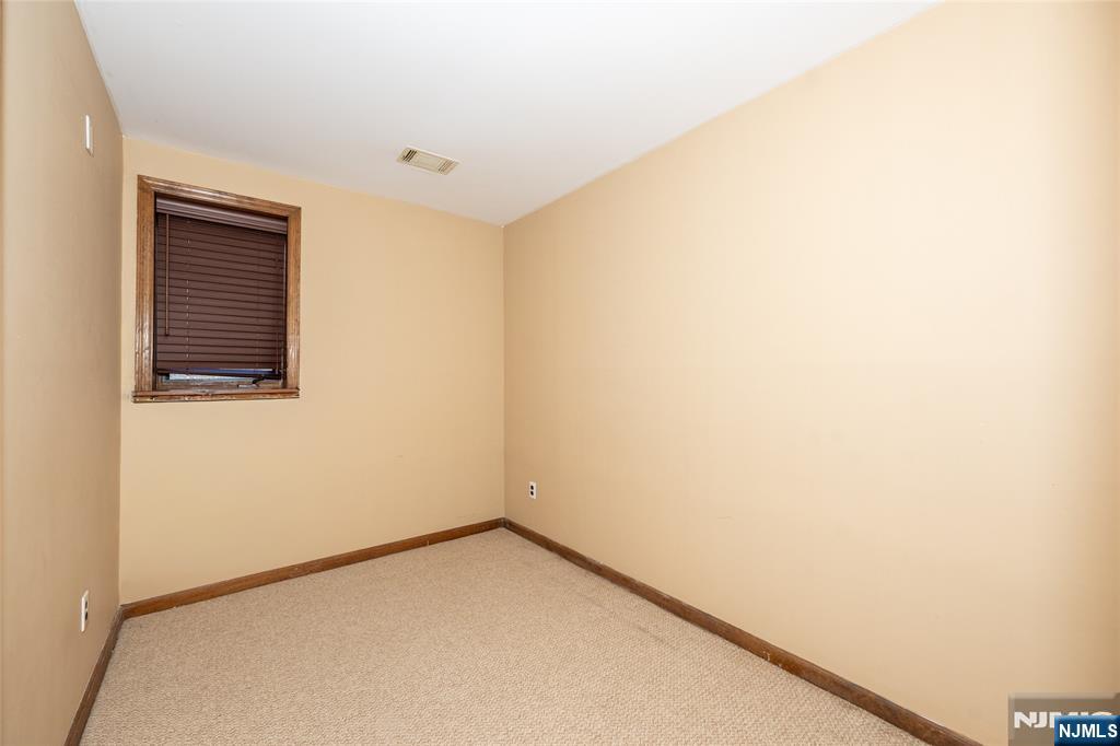 17 Village Way, Unit 7 Vernon, NJ 07462 - Photo 31 of 47