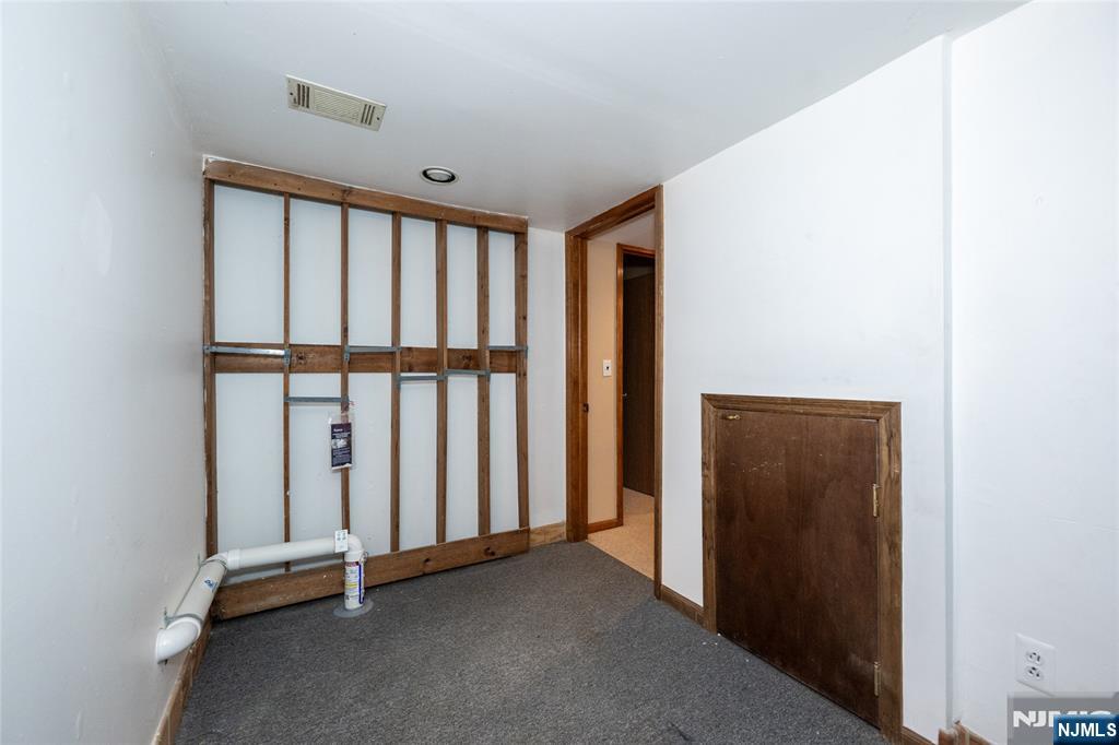 17 Village Way, Unit 7 Vernon, NJ 07462 - Photo 34 of 47