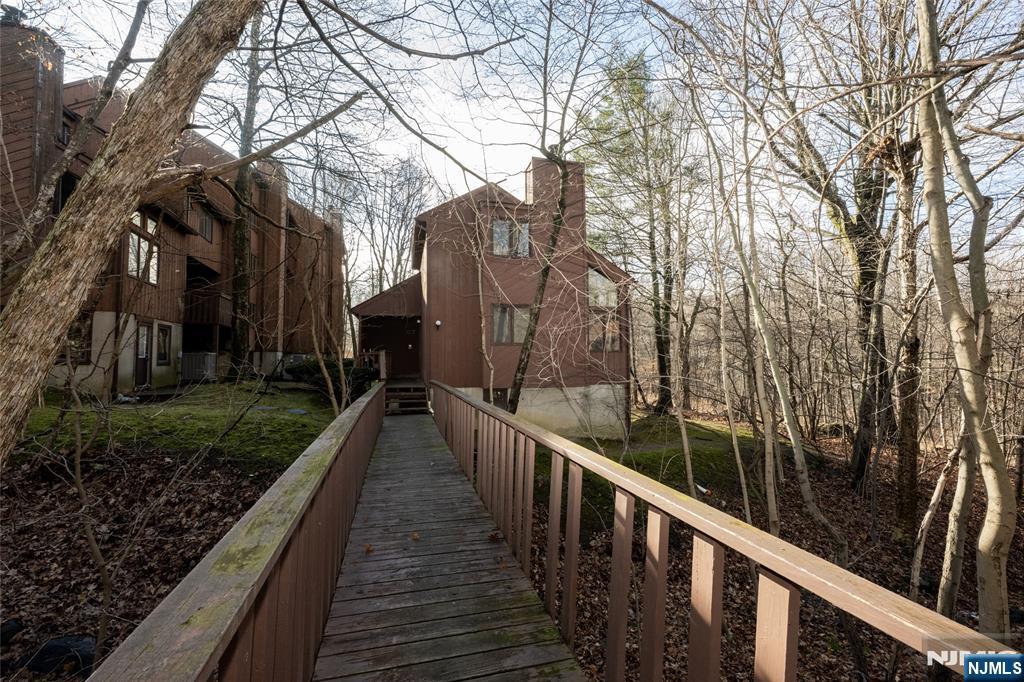 17 Village Way, Unit 7 Vernon, NJ 07462 - Photo 39 of 47