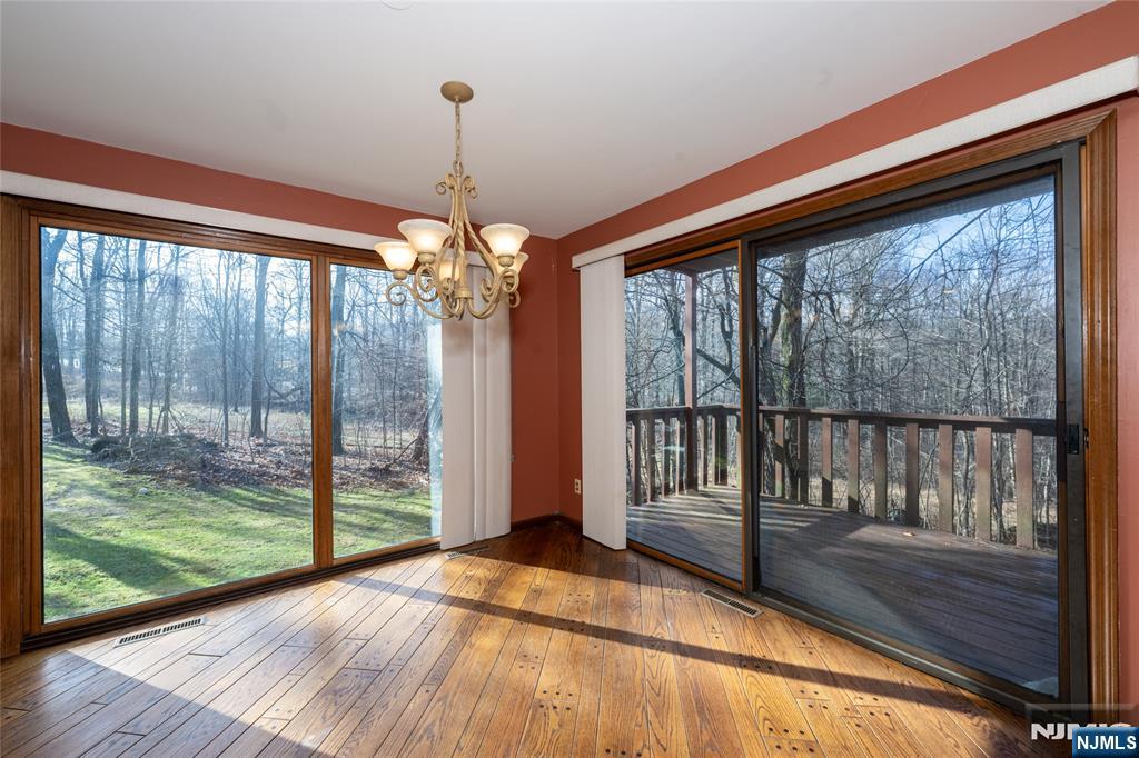 17 Village Way, Unit 7 Vernon, NJ 07462 - Photo 4 of 47