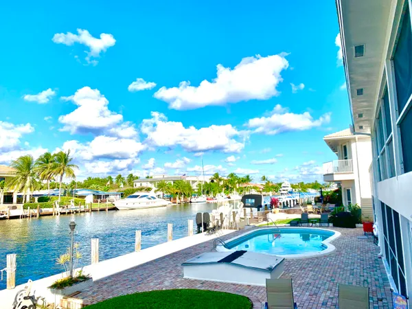 $3,600,000 | 2735 Northeast 28th Court, Lighthouse Point, FL 33064