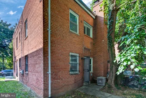 $349,000 | 1415 Congress Place Southeast, Washington, DC 20032