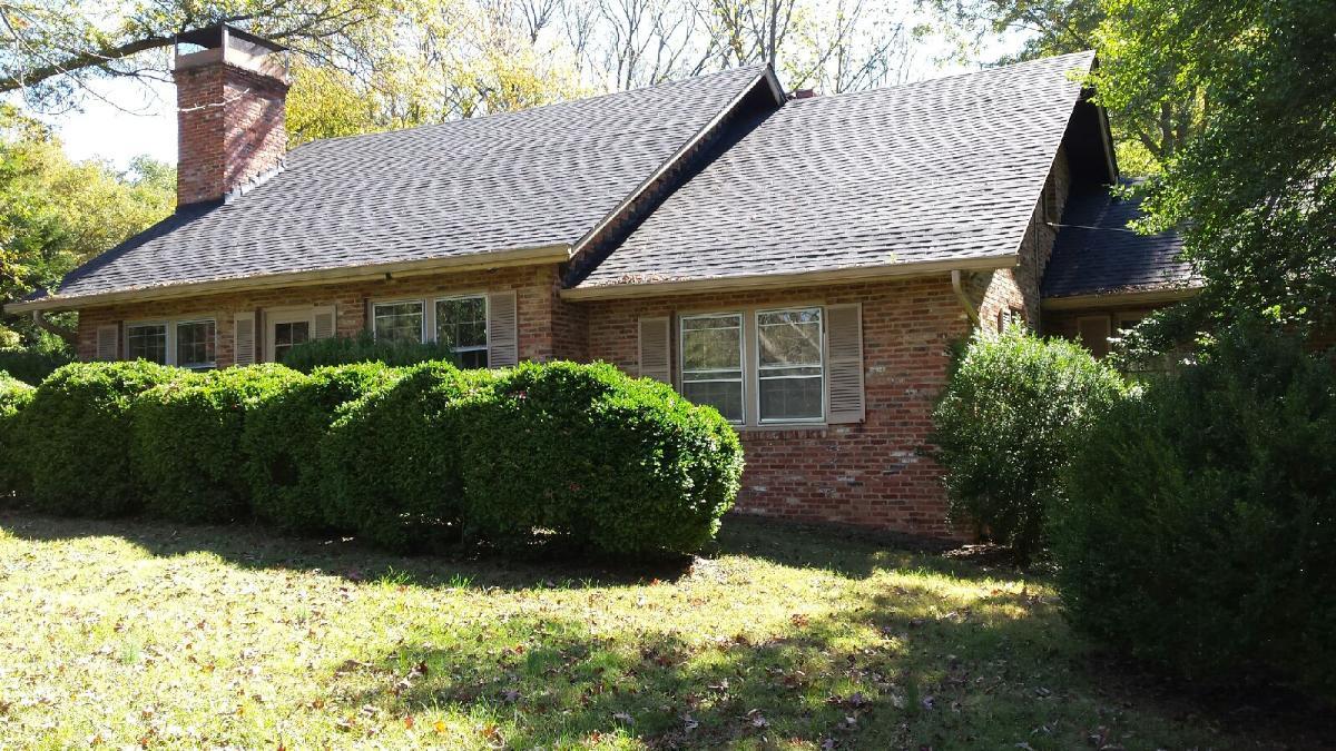 2011 Deyerle Road Southwest Roanoke, VA 24018 - Photo 1 of 22 20151015_124942