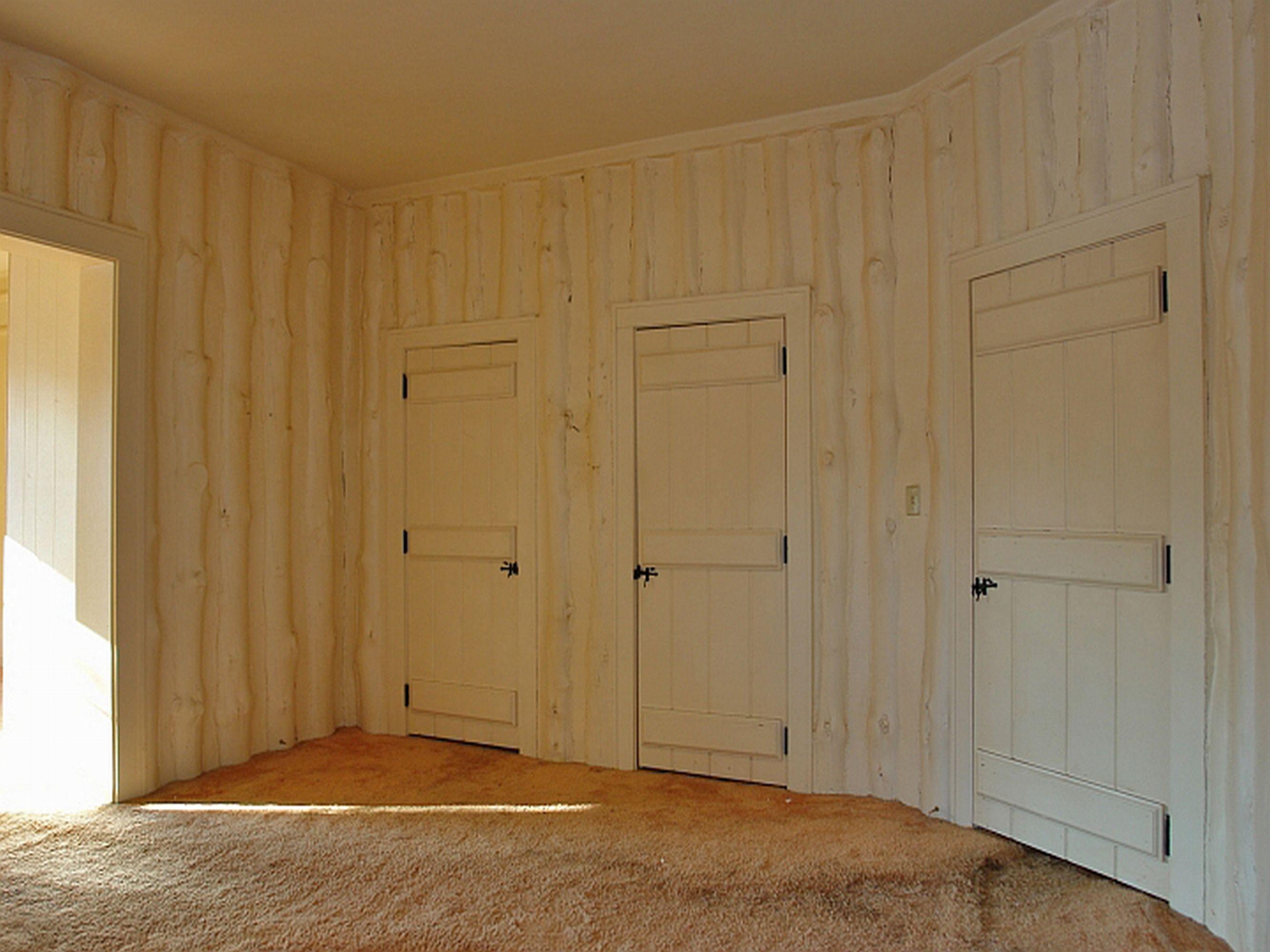 2011 Deyerle Road Southwest Roanoke, VA 24018 - Photo 10 of 22 DSC07468