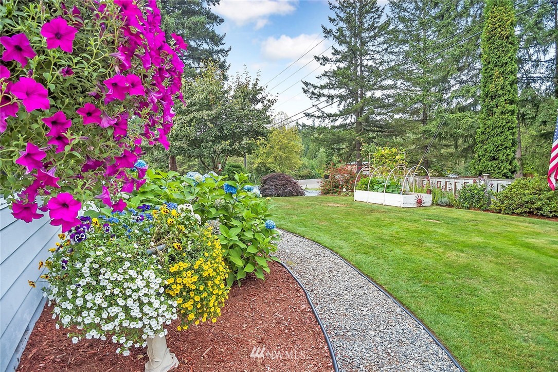17025 Three Lakes Road Snohomish, WA 98290 - Photo 3 of 25