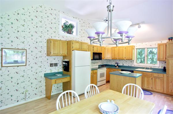 61 Aspen Road Littleton, MA 01460 - Photo 10 of 30 Gallery Image 10
