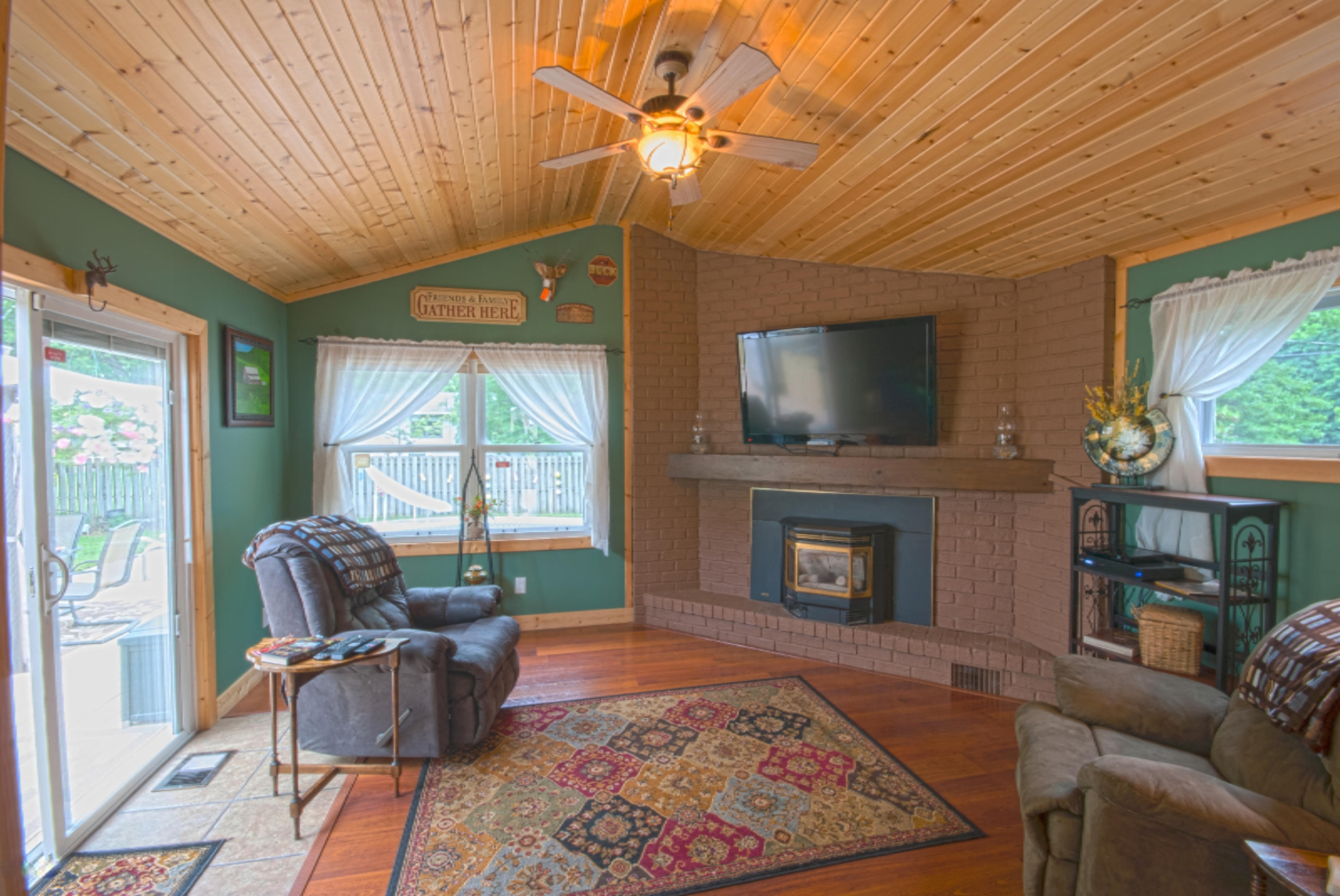 156 Country Club Road Holland, MI 49423 - Photo 11 of 19 Photo 11
