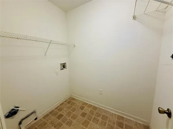 $1,600 | 17110 Carrington Park Drive, Unit 822, Tampa, FL 33647