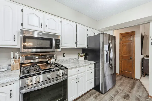 $370,000 | 7903 Anoka Drive, Fort Wayne, IN 46809