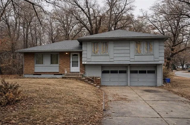 $218,000 | 8108 East 91st Terrace, Kansas City, MO 64138