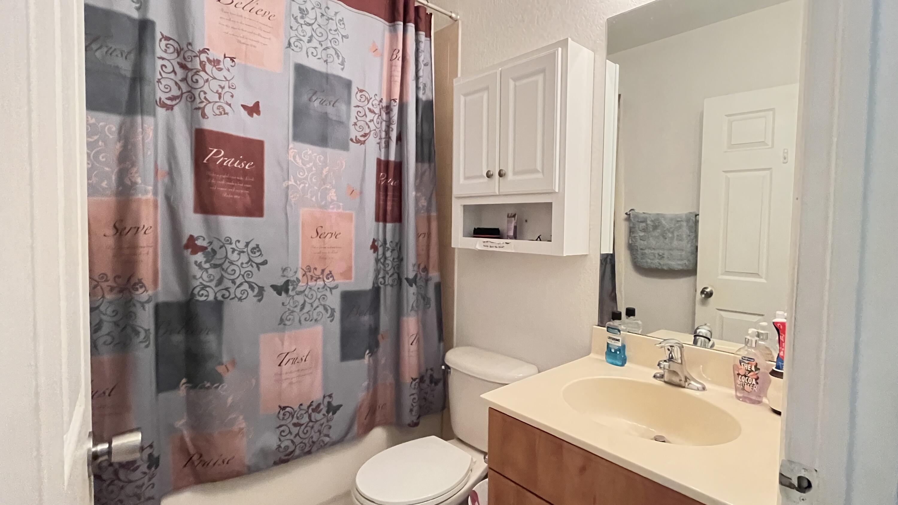 1910 Alamanda Way Riviera Beach, FL 33404 - Photo 15 of 15 IMG_6559