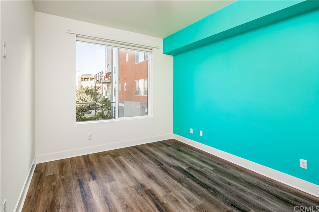 61 Gramercy Irvine, CA 92612 - Photo 14 of 21 a view of empty room with window