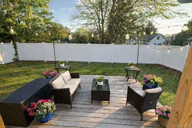 $2,650 | 210 B East Lakewood Street, Patchogue, NY 11772