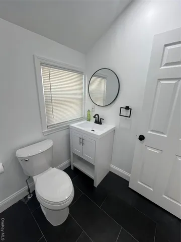 $2,650 | 210 B East Lakewood Street, Patchogue, NY 11772