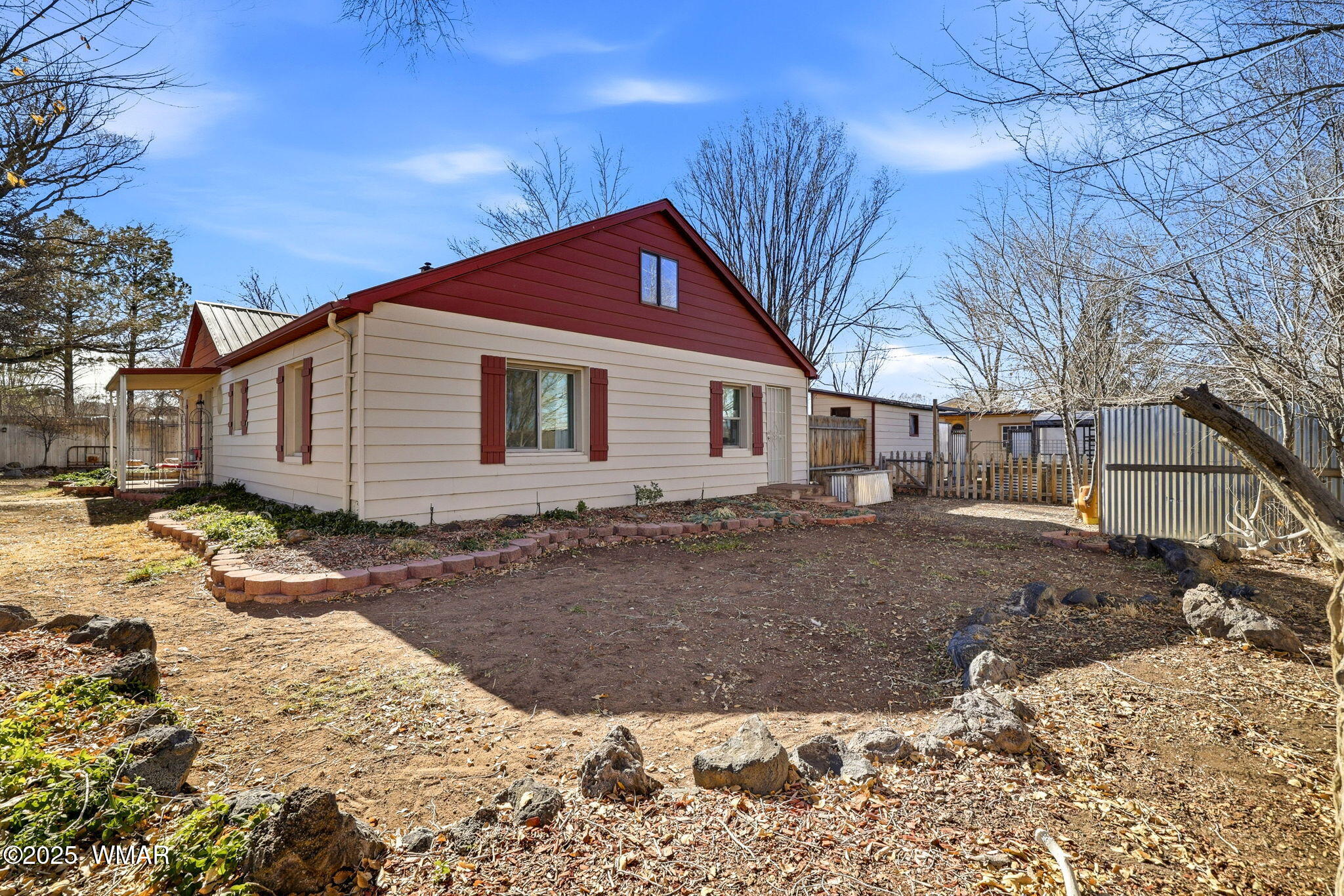 49 North Zuni Street Springerville, AZ 85938 - Photo 2 of 42 Side 1 of House