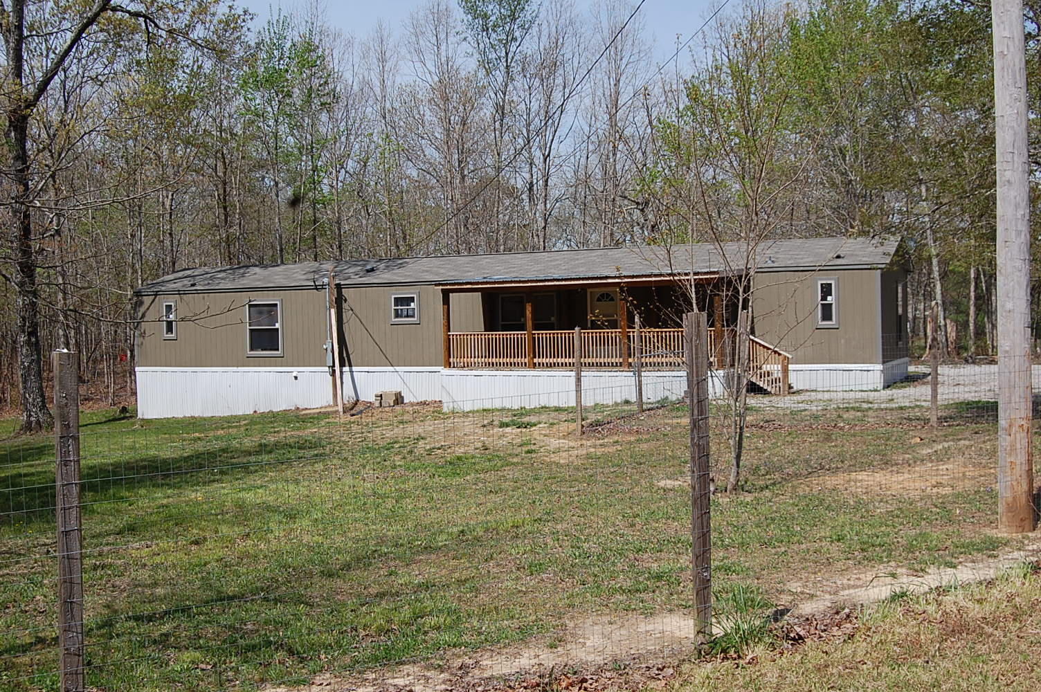 1298327 - 925 Black Mtn. Rd 001