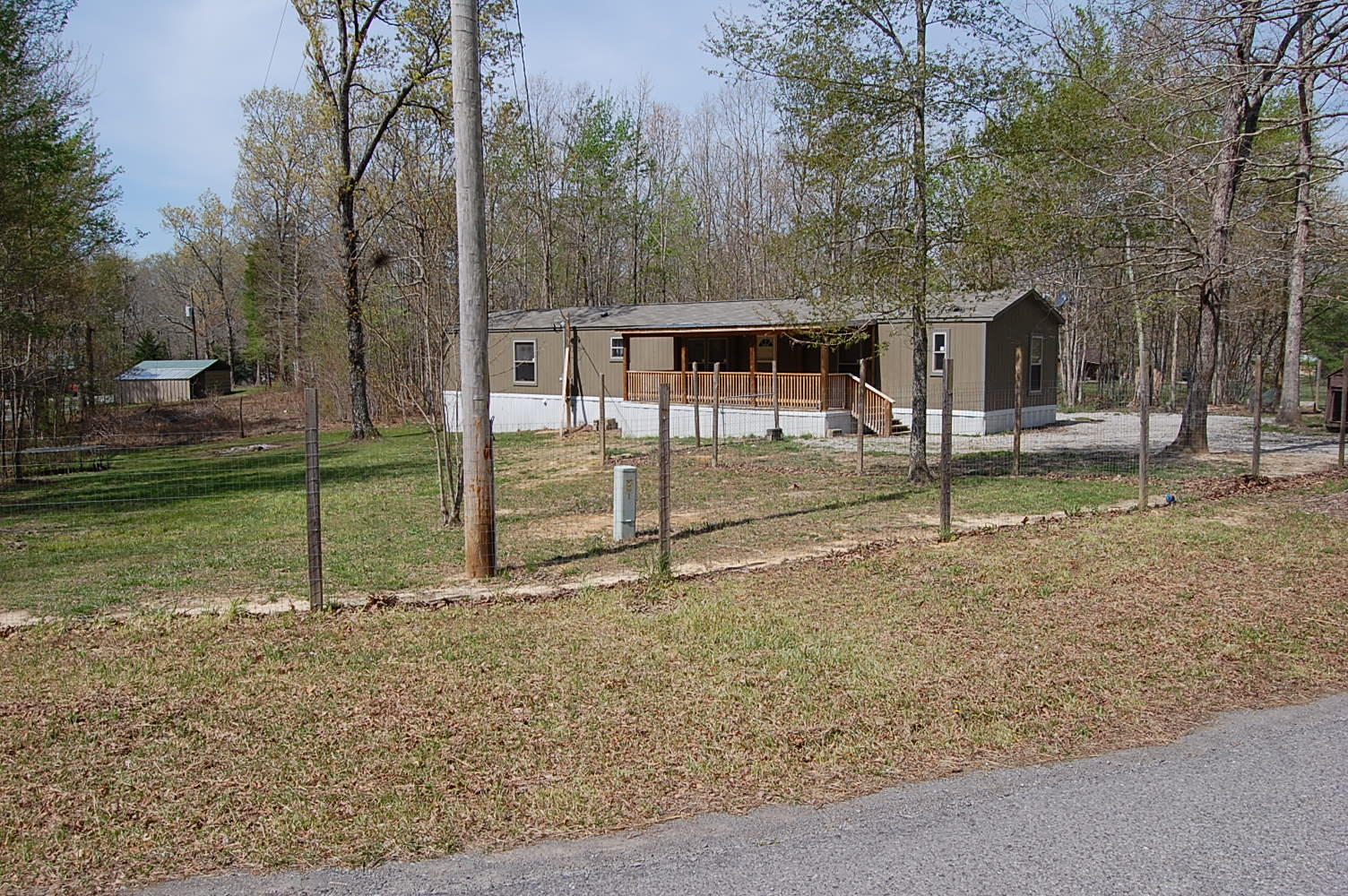 1298327 - 925 Black Mtn. Rd 003