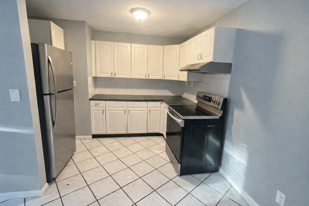 4 Universal Street, Unit 5 Framingham, MA 01702 - Photo 4 of 7