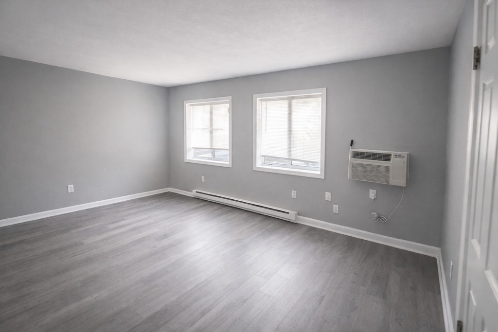 4 Universal Street, Unit 5 Framingham, MA 01702 - Photo 6 of 7