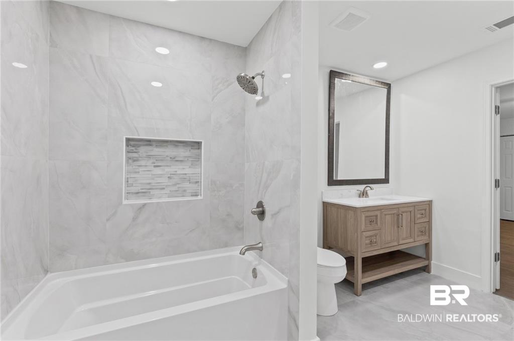 1605 Woodley Road Mobile, AL 36618 - Photo 13 of 21 Gallery Image 13