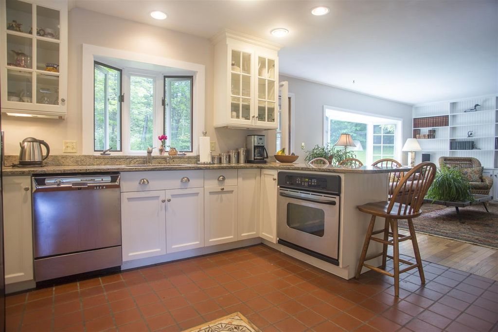 77 Smith Road Wilmington, VT 05363 - Photo 13 of 40