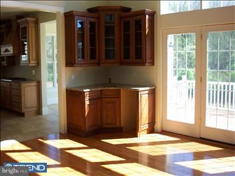 6042 Hawk Road Riegelsville, PA 18077 - Photo 3 of 12 Family Room