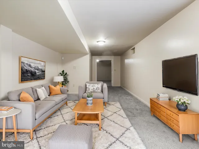 $1,500 | 13904 Floyd Street, Upper Marlboro, MD 20772