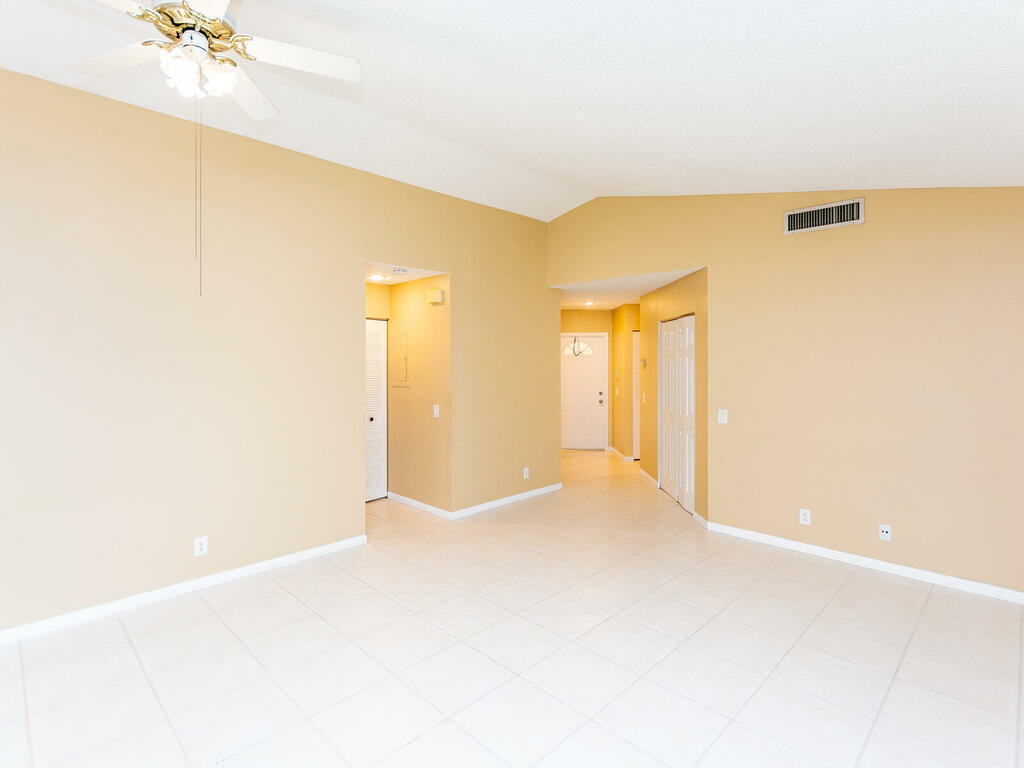 1467 Garden Road Weston, FL 33326 - Photo 14 of 30 B6-DSC 9536-019-023