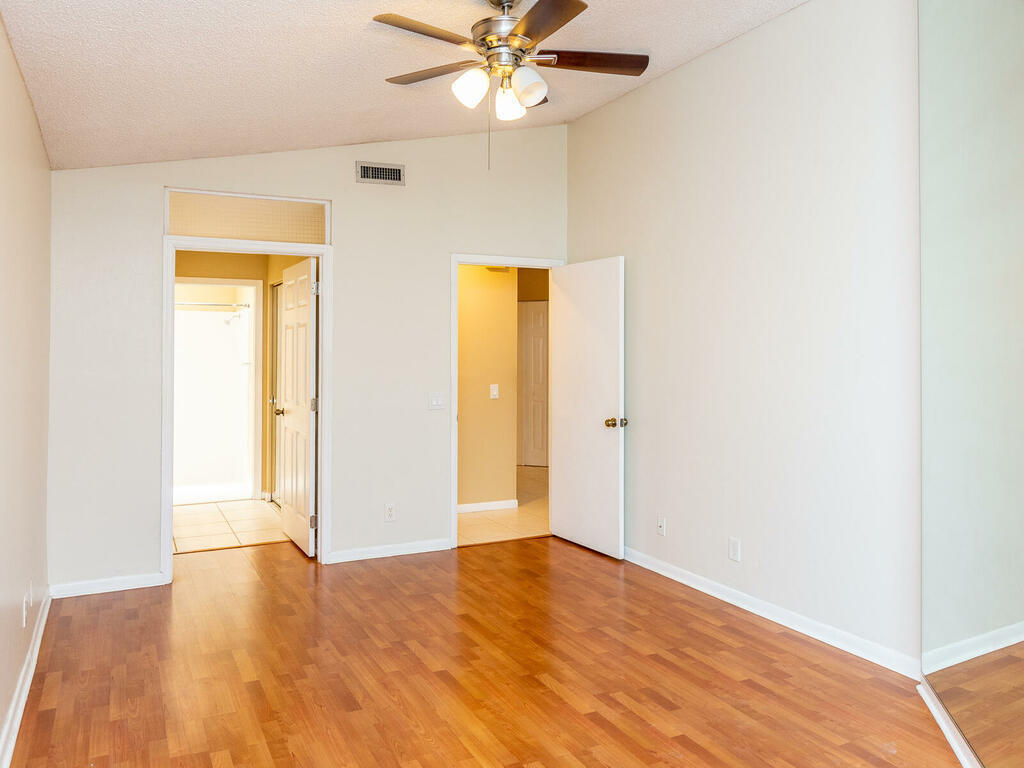 1467 Garden Road Weston, FL 33326 - Photo 22 of 30 D4-DSC 9560-045-037