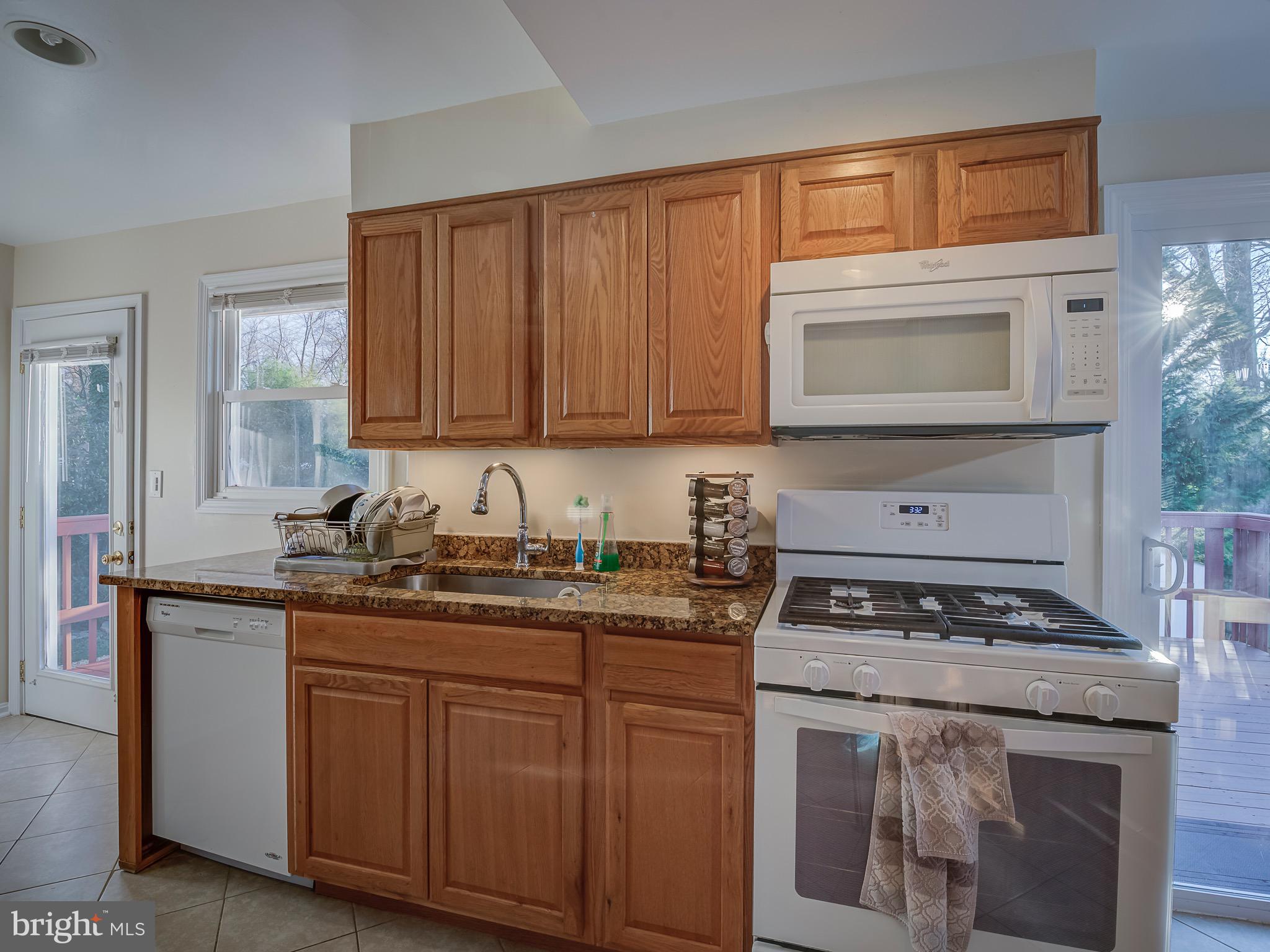 2814 Lindell Street Silver Spring, MD 20902 - Photo 24 of 60