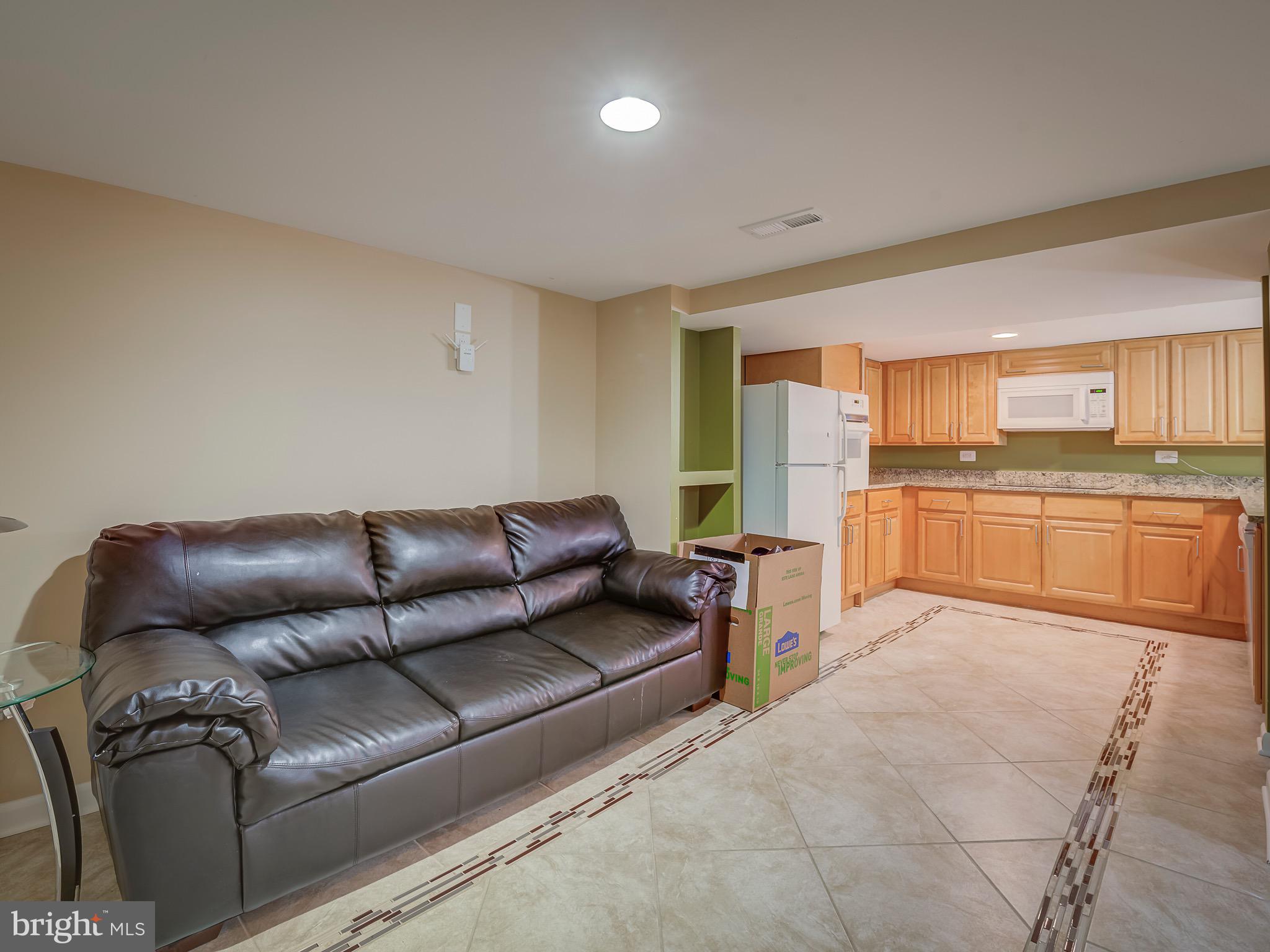 2814 Lindell Street Silver Spring, MD 20902 - Photo 38 of 60