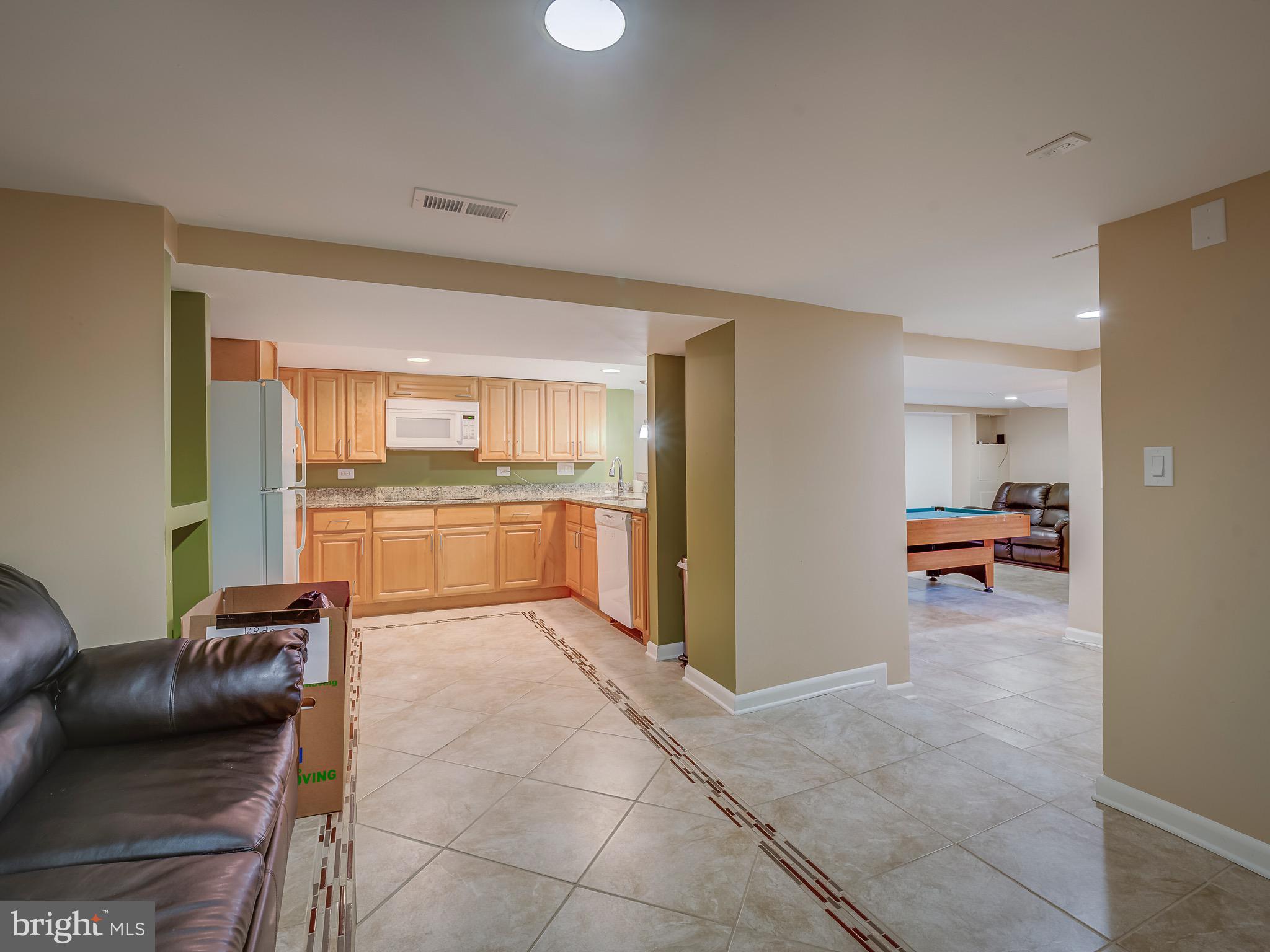 2814 Lindell Street Silver Spring, MD 20902 - Photo 39 of 60