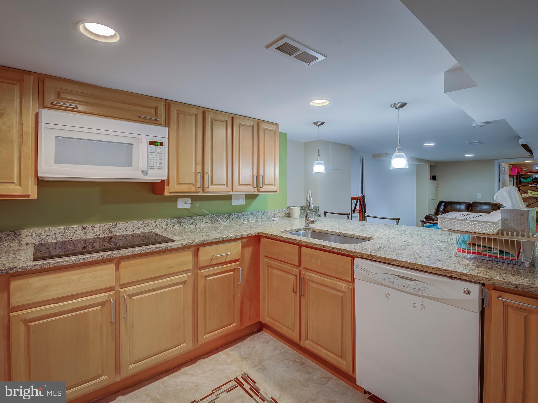 2814 Lindell Street Silver Spring, MD 20902 - Photo 41 of 60