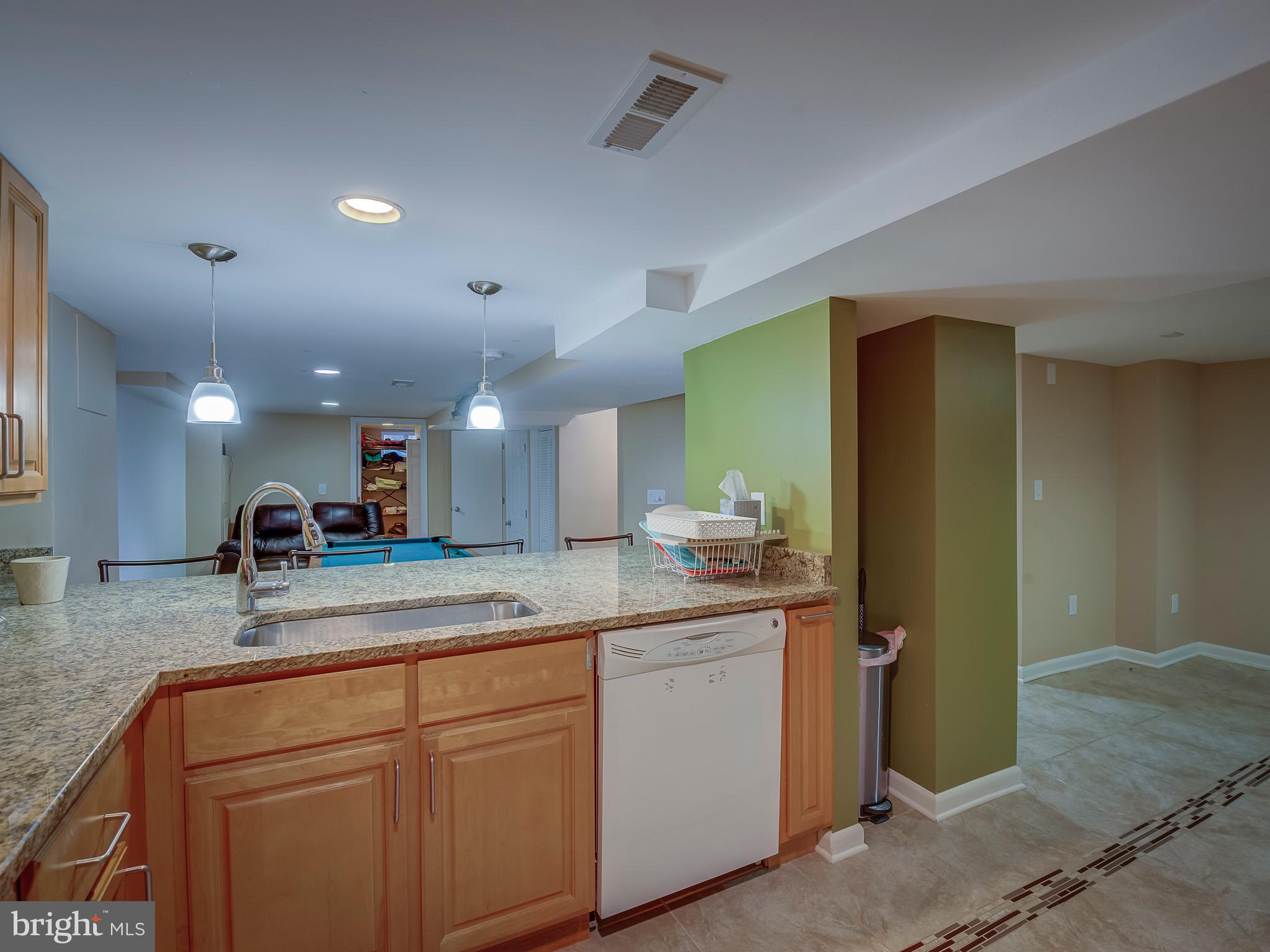 2814 Lindell Street Silver Spring, MD 20902 - Photo 42 of 60