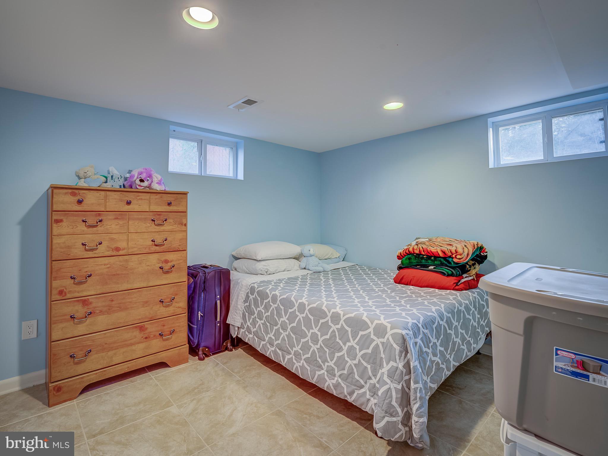 2814 Lindell Street Silver Spring, MD 20902 - Photo 44 of 60