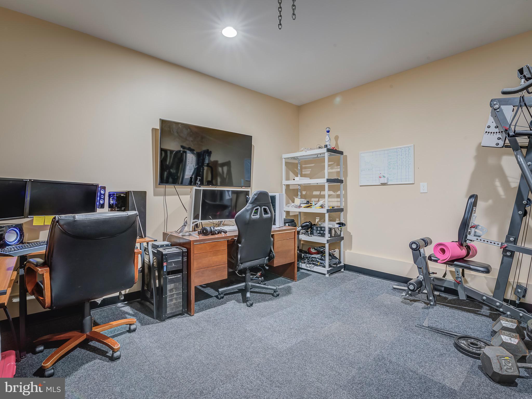 2814 Lindell Street Silver Spring, MD 20902 - Photo 47 of 60